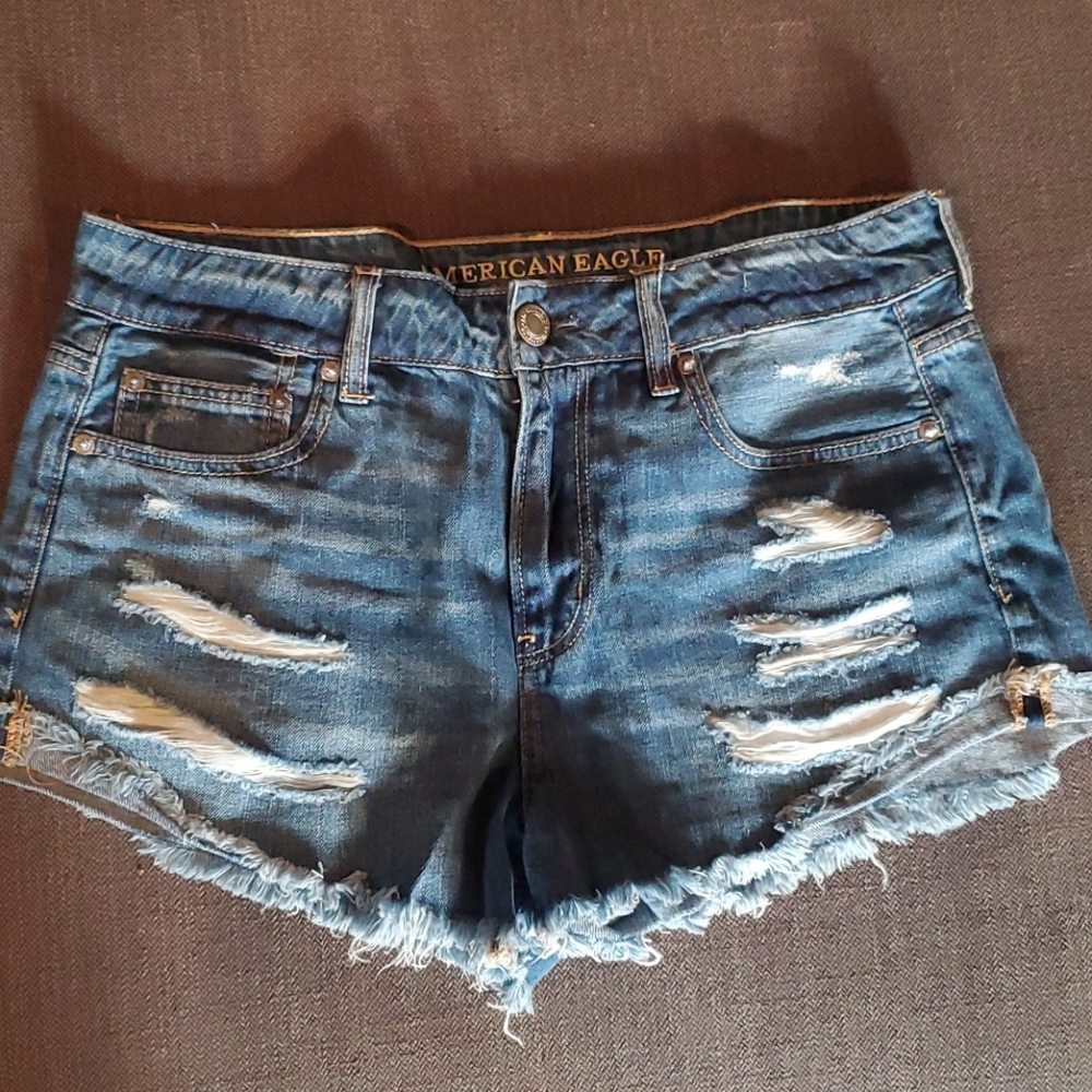 American Eagle distressed denim shorts